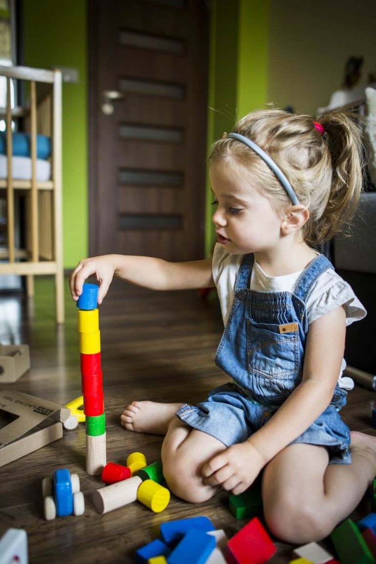 Zabawki z drewna Lobito