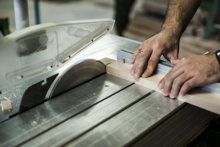 Zabawki z drewna Lobito